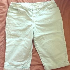 Croft & Barrow Natural Fit Capri